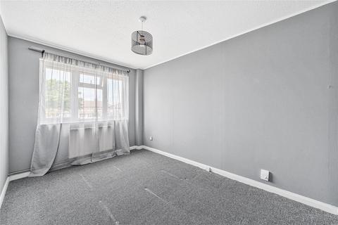 202 Knollmead, Surbiton, KT5 9QW