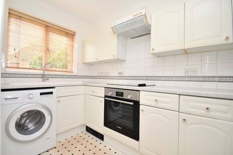 2 bedroom terraced house for sale, Florence Road, Sandhurst GU47