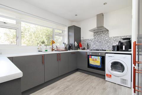 14 Pyms Close, Letchworth Garden City, SG6 1DP