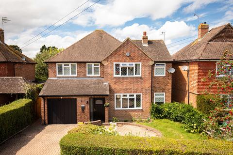 4 bedroom detached house for sale, Manor Road, East Grinstead RH19