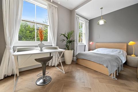 1 bedroom apartment for sale, Netherwood Road, London, W14