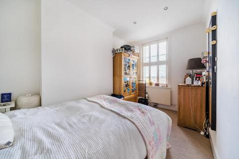 Flat 4, 100 Clapham Common South Side, London, SW4 9DN