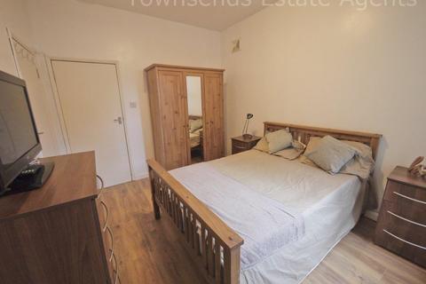 1 bedroom flat to rent, Hallowell Road, Northwood HA6