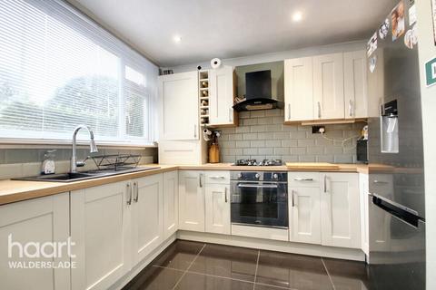 3 bedroom end of terrace house for sale, Walderslade Road, Chatham