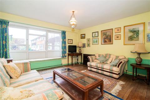 51 Mariner Gardens, Richmond, TW10 7UU