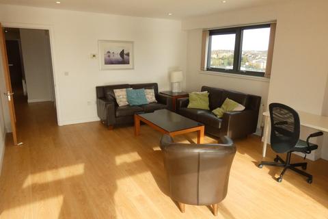 2 bedroom apartment to rent, Meadowside Quay Square, Glasgow G11