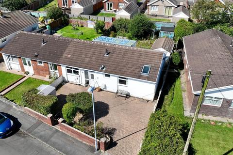 3 bedroom semi-detached bungalow for sale, Pencaerfenni Park, Crofty SA4