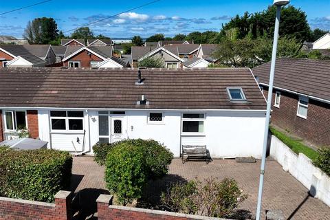 3 bedroom semi-detached bungalow for sale, Pencaerfenni Park, Crofty SA4