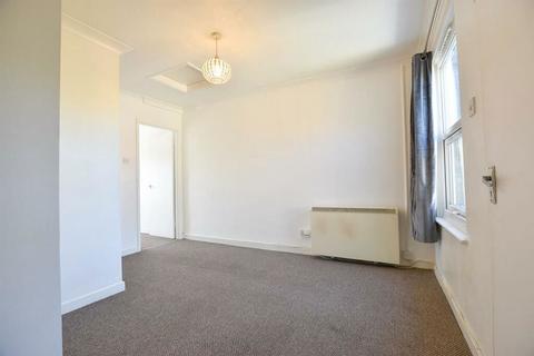 1 bedroom flat for sale, New Road, Ditton, Aylesford, Kent, ME20 6AD