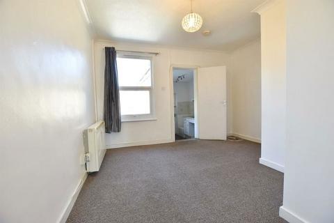 1 bedroom flat for sale, New Road, Ditton, Aylesford, Kent, ME20 6AD