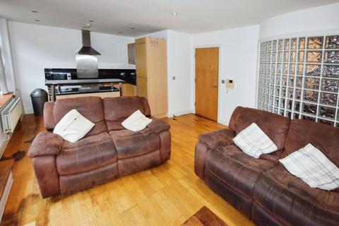 2 bedroom duplex for sale, Lake House, 66 Ellesmere Street, Castlefield, Manchester, M15