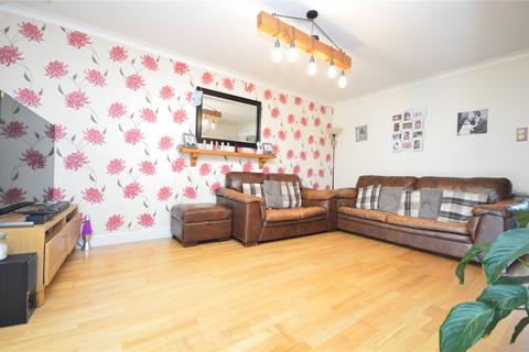 66 Barrymore Close, Langport, TA10 9TD