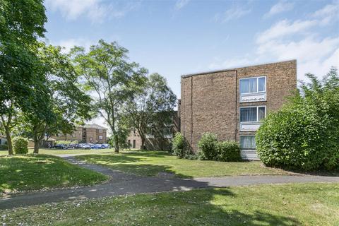 2, Fleetwood Court Douglas Road, Stanwell, Staines, TW19 7JN