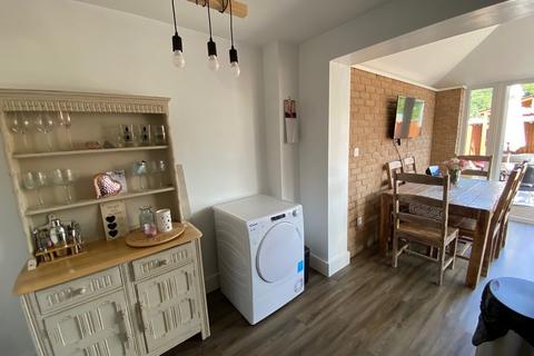 45 Cae Morfa, Skewen, Neath, SA10 6EE