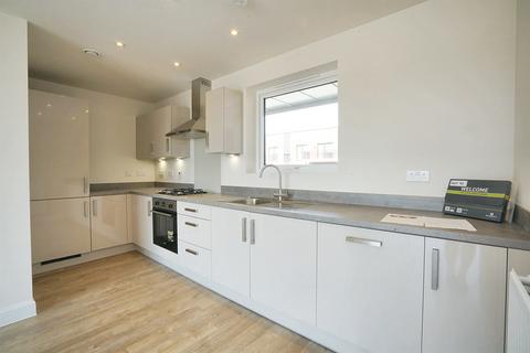 2 bedroom flat to rent, Cambridge CB3