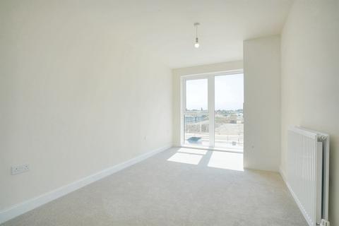 2 bedroom flat to rent, Cambridge CB3