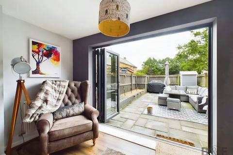 4 bedroom end of terrace house for sale, Arnold Road, Bristol BS16