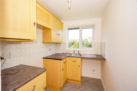 2 bedroom flat for sale, Pinders Road, Hastings