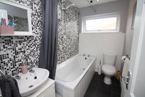 15 Cooper Close, Nottingham, NG6 7BS