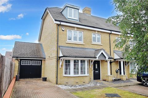 4 bedroom semi-detached house for sale, Ayrshire Crescent, Woking GU21