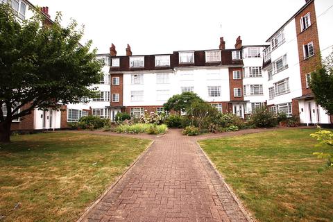 2 bedroom ground floor maisonette for sale, Eversley Park Road, London N21