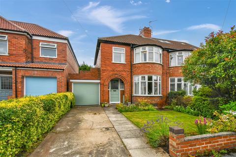 3 bedroom house for sale, White House Rise, Off Tadcaster Road