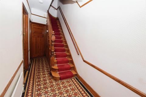 21 Clive Road, London, SW19 2JA