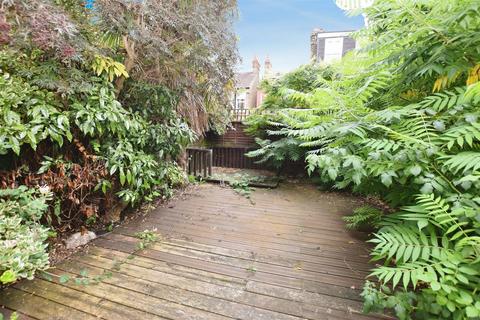 21 Clive Road, London, SW19 2JA