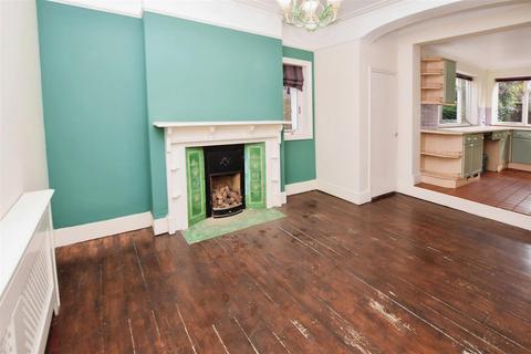 21 Clive Road, London, SW19 2JA