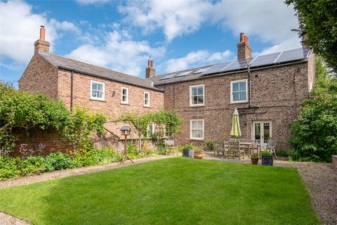 6 bedroom detached house for sale, High Street, Thornton Le Clay, York, North Yorkshire, YO60