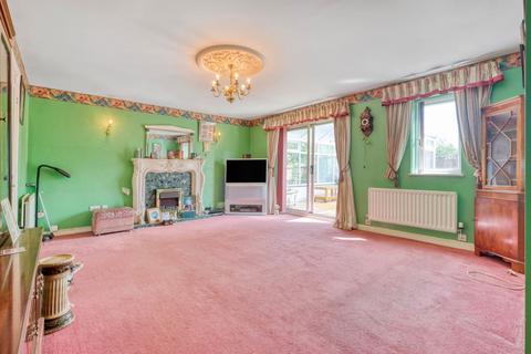 4 bedroom detached house for sale, Bramley Road, Acocks Green, Birmingham, B27 6TR