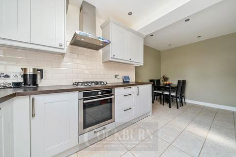 27 Prestbury Square, London, SE9 4LZ