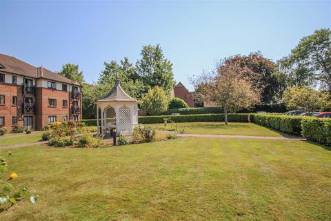 1 bedroom retirement property for sale, Sawyers Hall Lane, Brentwood