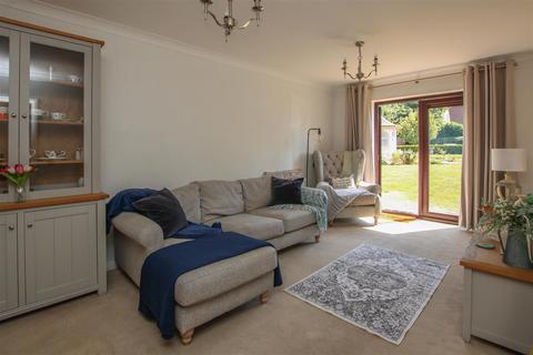 1 bedroom retirement property for sale, Sawyers Hall Lane, Brentwood