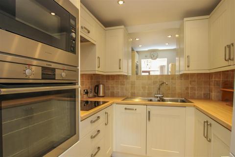 1 bedroom retirement property for sale, Sawyers Hall Lane, Brentwood