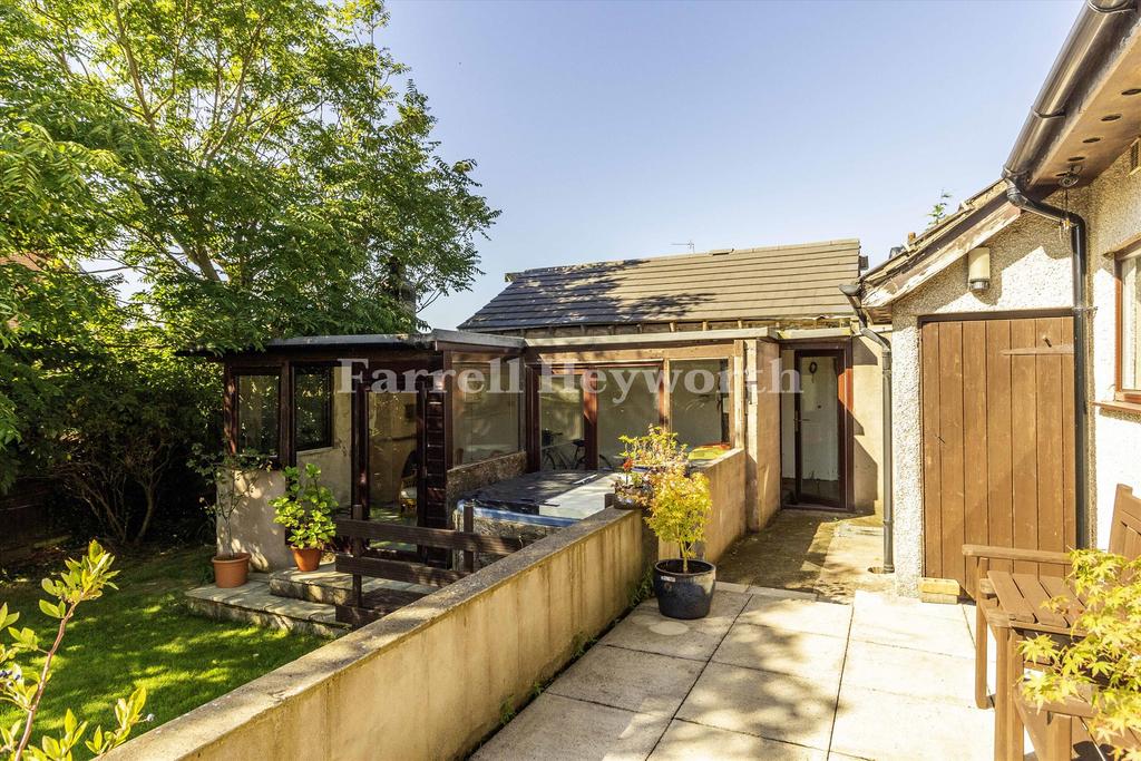 Garden room