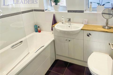 14 Rowallan Drive, Bedford, MK41 8AR