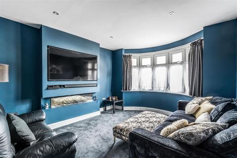 23 Sunmead Close, Fetcham, Leatherhead, KT22 9AP
