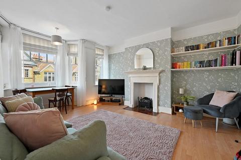 2 bedroom flat for sale, Bulwer Street London W12