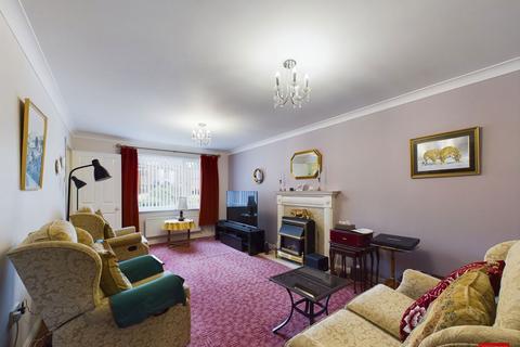 22 Berkeley Close, Hucclecote, Gloucester, GL3 3TG