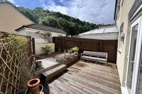 3 bedroom semi-detached house for sale, Llwyn Melin, Clydach, Abergavenny, NP7