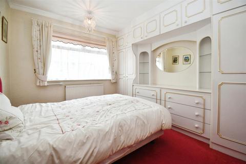 138 Ark Royal, Bilton, Hull, HU11 4BP