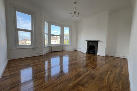 1 bedroom flat for sale, Dalrymple Road, London, SE4