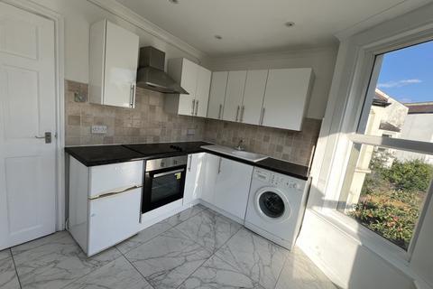 1 bedroom flat for sale, Dalrymple Road, London, SE4