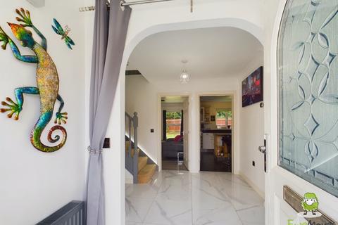 43 Ferndown Close, Beggarwood, Basingstoke, RG22 4SE