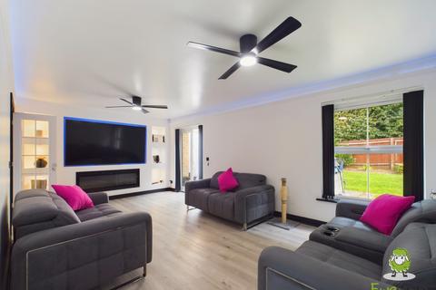 43 Ferndown Close, Beggarwood, Basingstoke, RG22 4SE