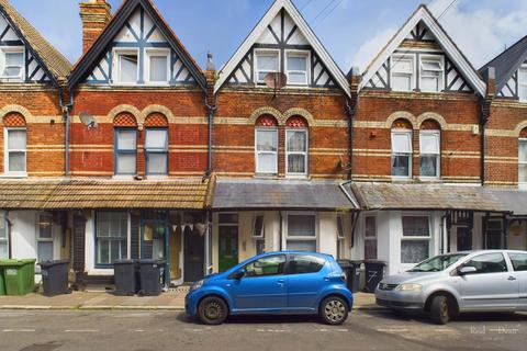 6 bedroom terraced house for sale, Hyde Road, Eastbourne