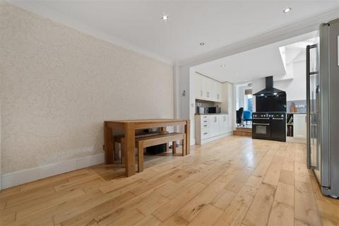 3 bedroom semi-detached house for sale, Lower Village Road, Sunninghill