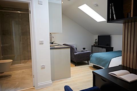 undefined, Apt 35, 113 The Headrow, The Headrow LS1