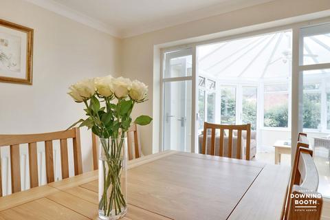 173 Birmingham Road, Lichfield, WS14 9BJ